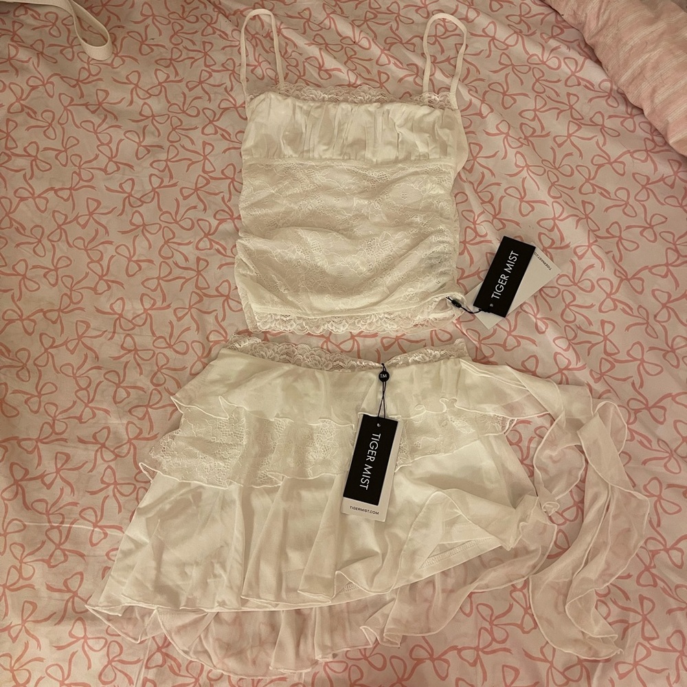 Tiger Mist White Ruffle Skirt Set - Picture 8 of 15